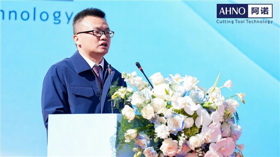 阿诺集团总裁巫智勇发言