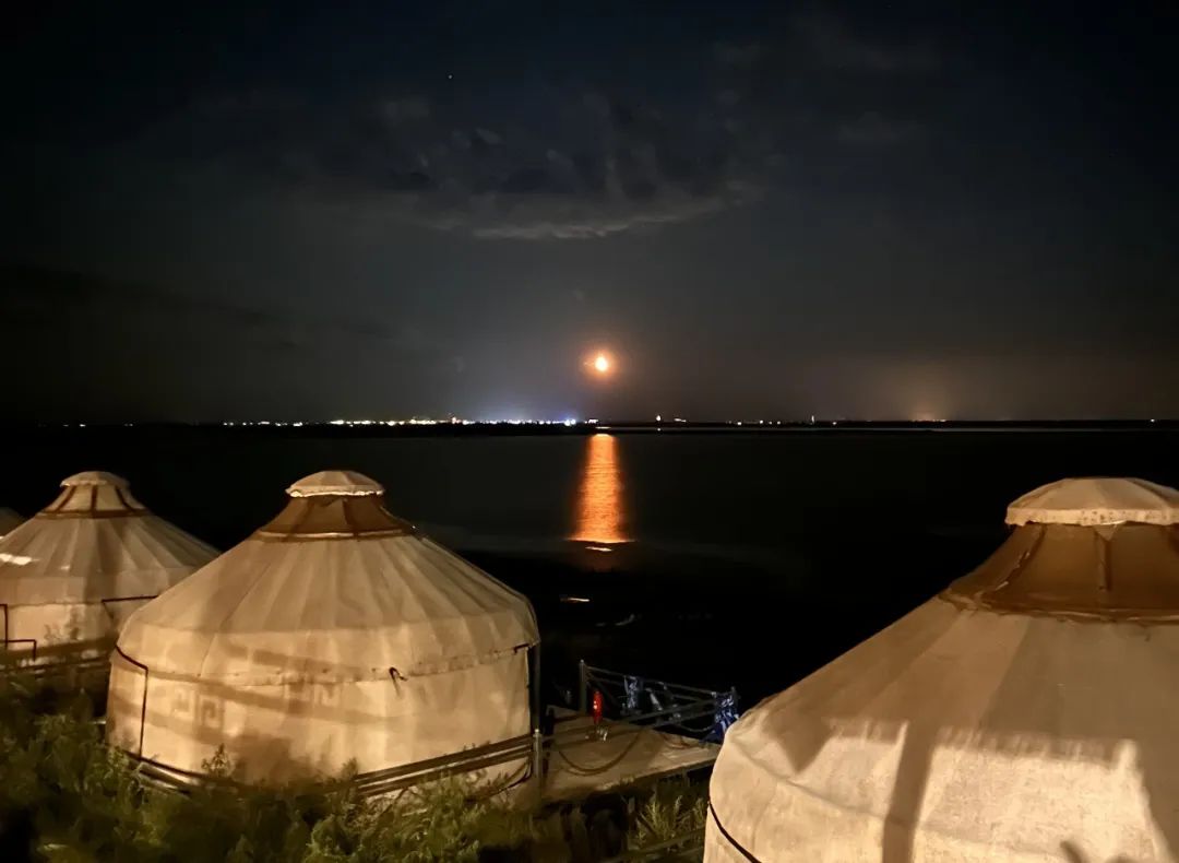 草原星空蒙古包